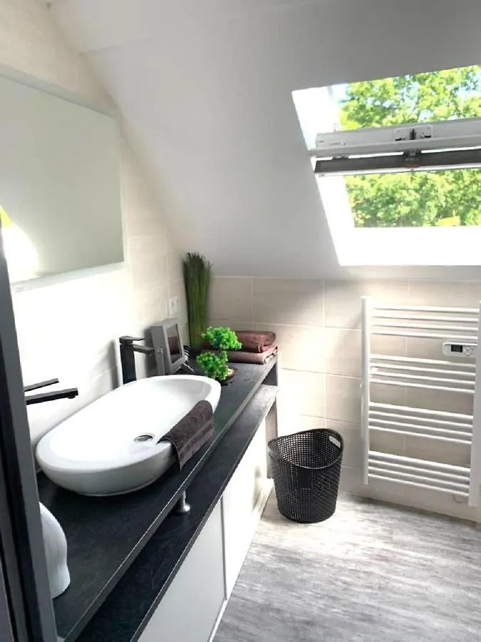 Logement Entier Saint Malo Vue Mer, Proche Ferry, Commerces Et Plage Solidor 50 M Saint-Malo