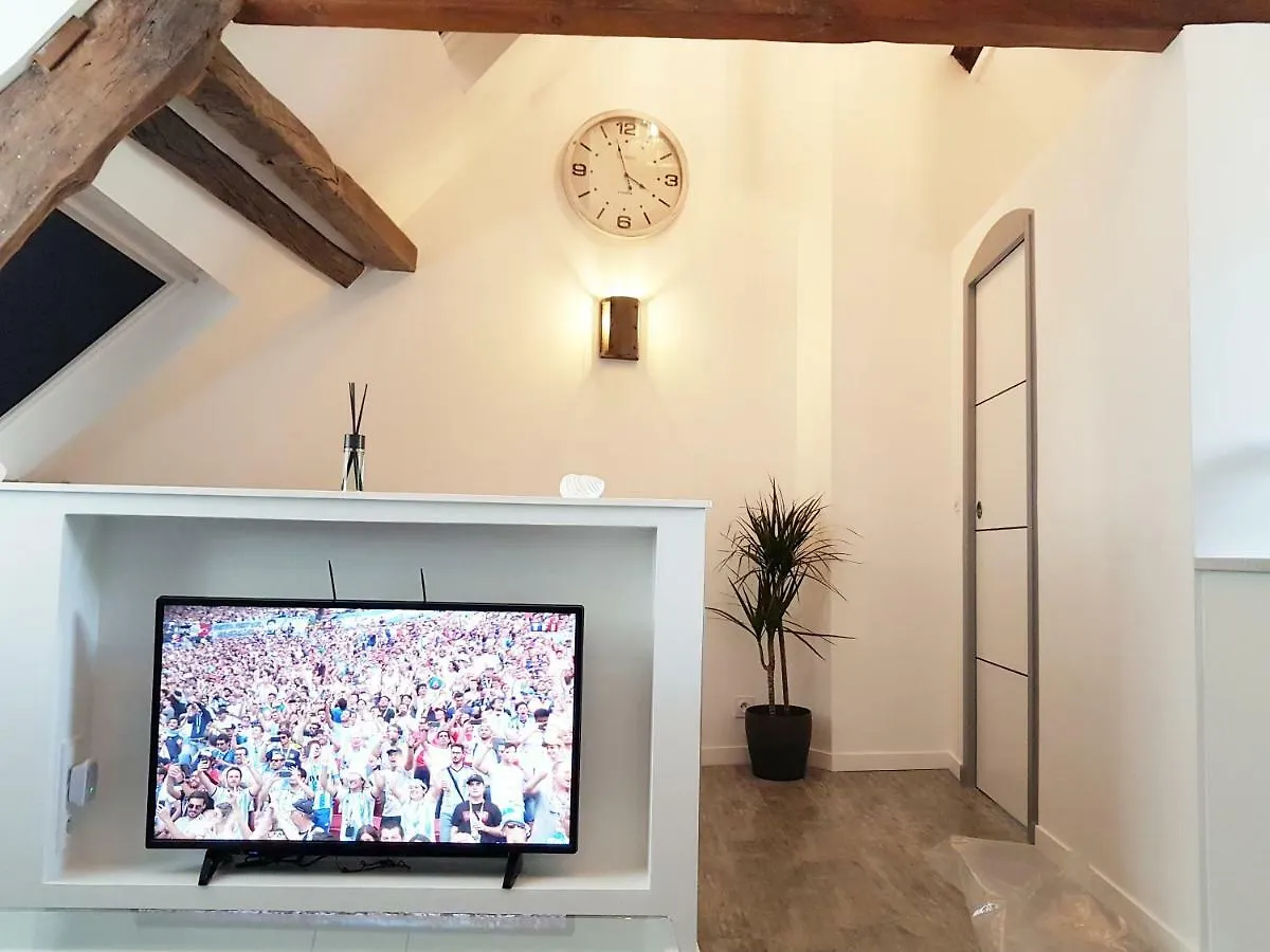 Logement Entier Saint Malo Vue Mer, Proche Ferry, Commerces Et Plage Solidor 50 M Saint-Malo