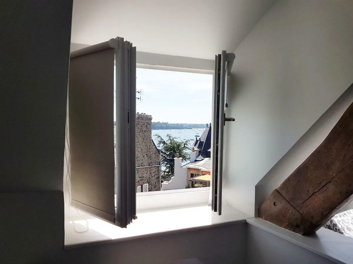 Logement Entier Saint Malo Vue Mer, Proche Ferry, Commerces Et Plage Solidor 50 M Apartamento